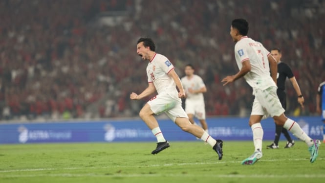 Gelandang Timnas Indonesia, Thom Haye saat mencetak gol ke gawang Filipina