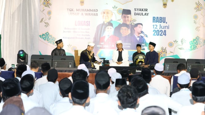 AMANAH sosialisasi programnya ke Ponpes di Bireun Aceh