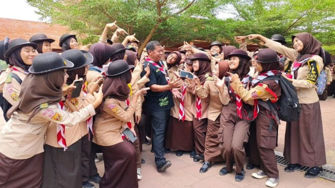 Sekda Kabupaten Majalengka Eman Suherman (tengah).