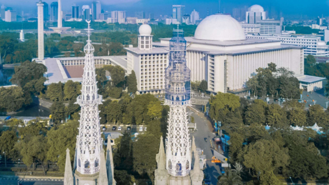 Masjid Istiqlal dan Gereja Katedral