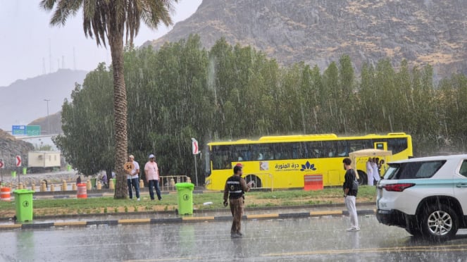 Kota Mekah diguyur hujan di masa puncak haji