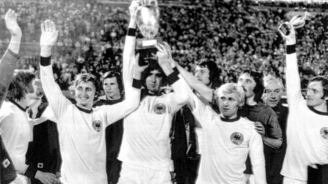 Timnas Cekoslovakia juara Piala Eropa 1976