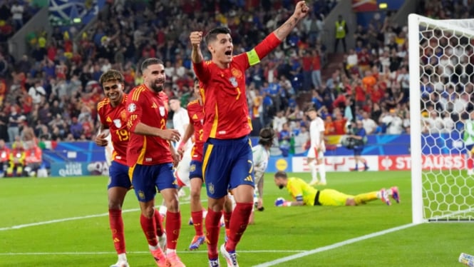 Kapten Timnas Spanyol, Alvaro Morata saat melawan Italia