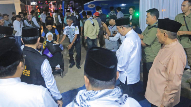 Sipanodoh Haj Dormitorio da la bienvenida a los primeros peregrinos de Haj de la ciudad de Tangarang en el dormitorio