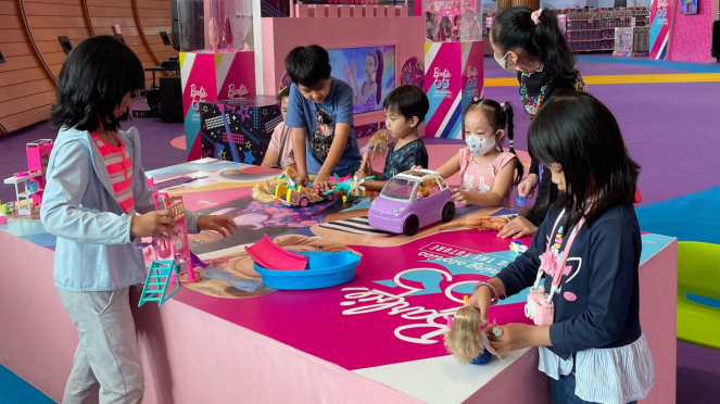 Liburan Sekolah Bersama Barbie