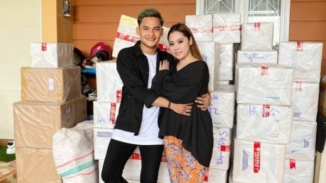 Selebgram asal Makassar, Sadly Noor dan Widyawati alias Widya Laurencia. (Foto: Istimewa)
