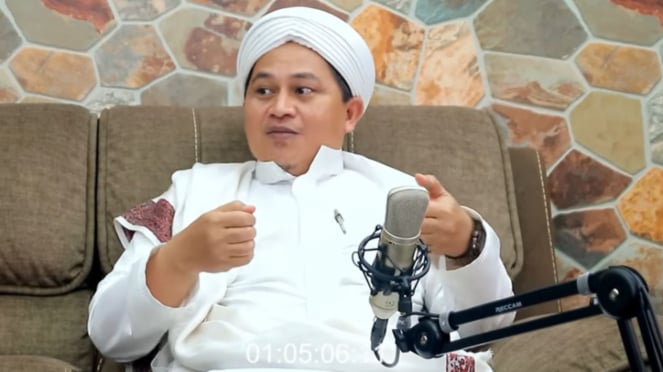 Director del internado Nakhdlatul Ulum Banten (Ponpes), KH Imaduddin Utsman