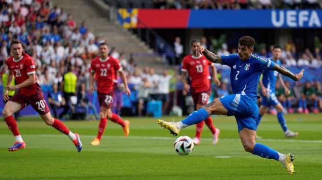 El partido entre la selección de Italia y la selección de Suiza.