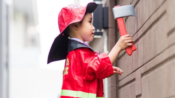 Ilustrasi anak bermain di Kidzania