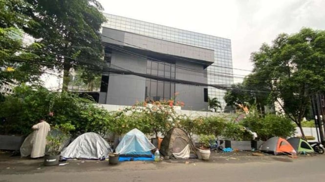 Sejumlah tenda yang didirikan pengungsi di sekitar kantor UNHCR Jakarta