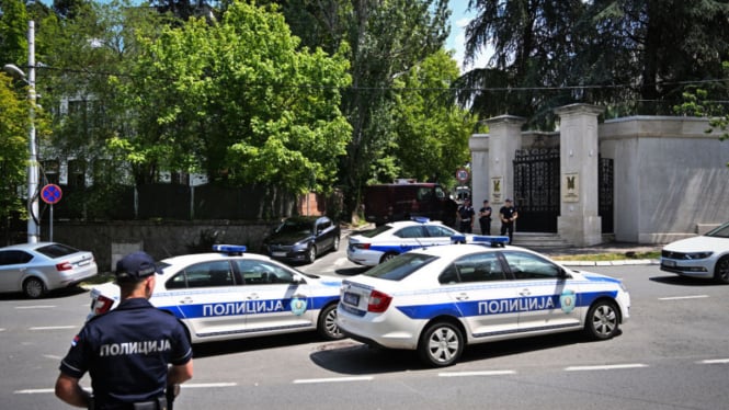 Polisi di Serang di Depan Kedutaan Israel di Serbia (Doc: The New Arab)