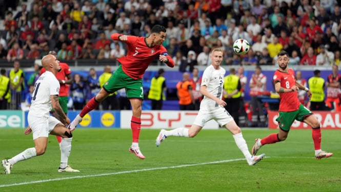 Kapten Timnas Portugal, Cristiano Ronaldo melawan Slovenia