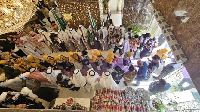 Suasana kepulangan jemaah haji Indonesia dari salah satu hotel di Mekah