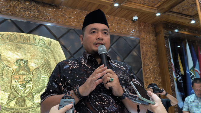 Plt Ketua KPU RI, Mochammad Afifuddin di Kantor KPU RI, Jakarta Pusat, Kamis, 4 Juli 2024