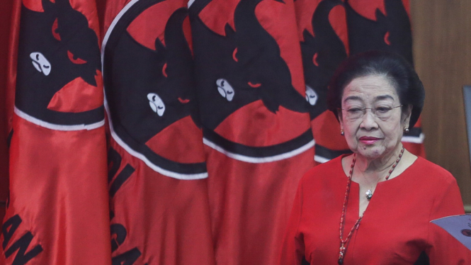 Megawati Pimpin Pelantikan di Sekolah Partai