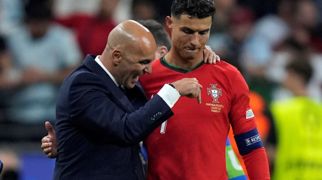 El entrenador de la selección portuguesa, Roberto Martínez y Cristiano Ronaldo