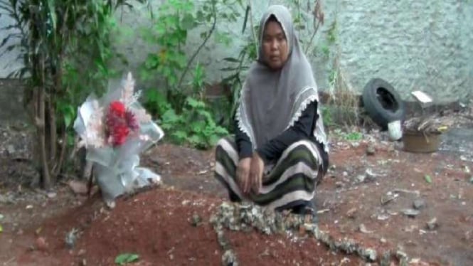 Makam pemuda di Bandar Lampung yang meninggal karena diduga dipaksa telan sabu.