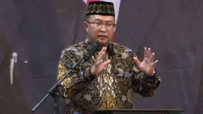 Ketua Umum Ikatan Cendekiawan Muslim Indonesia (ICMI) Arif Satria