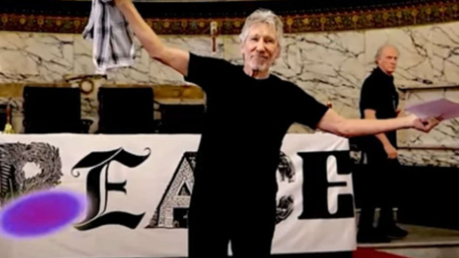 Roger Waters Gelar Konser Solidaritas untuk Palestina di Gereja London