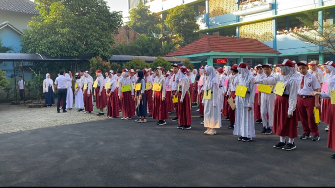 Suasana MPLS 2024 di SMPN 242