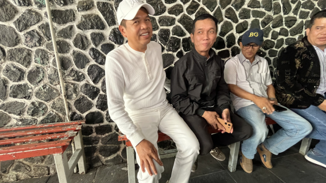 Ayah Pegi Setiawan, Rudi didampingi Dedi Mulyadi