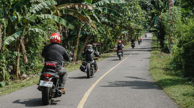 Motul ajak biker explore Pulau Flores