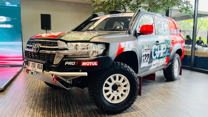  Julian Johan gunakan Toyota Land Cruiser di AXCR 2024