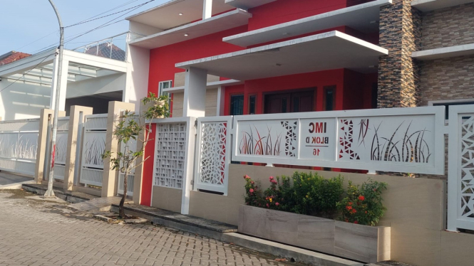 Rumah Anggota DPRD Jatim Mahfud di Bangkalan, Madura