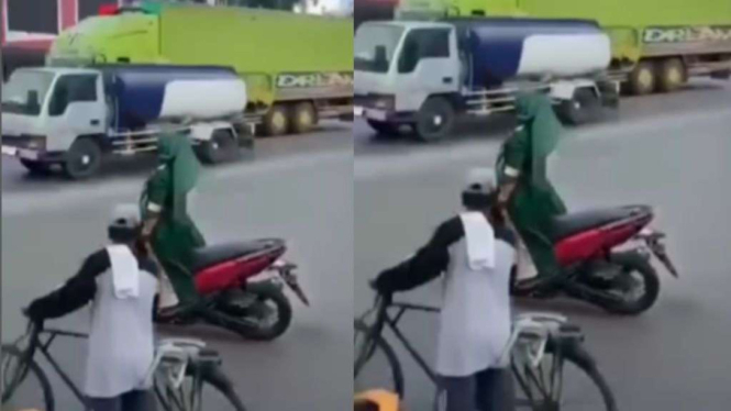 Aksi wanita ugal-ugalan bawa motor