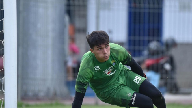 Kiper Persib, Kevin Mendoza (sumber foto: Instagram Kevin Mendoza) 