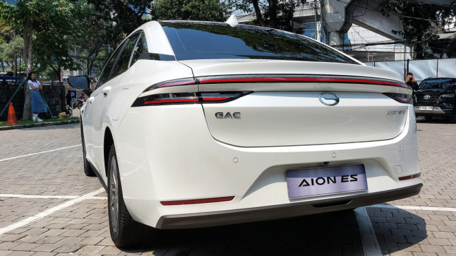 Aion ES