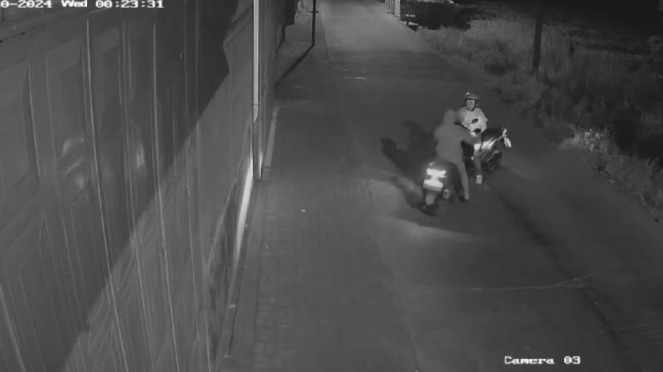 CCTV footage of the Mojokerto safe robbery.