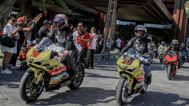 Parade di Bali