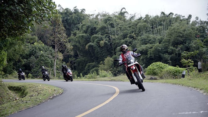 Acara touring Motul di Flores, NTT