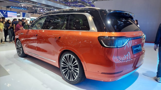 Mobil listrik Seres 9 Concept