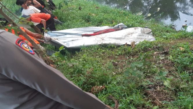 Lokasi penemuan mayat mengenaskan di Bantargebang (dok: Polres Metro Kota Bekasi)