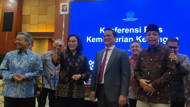 Menteri Keuangan, Sri Mulyani dan Wakil Menteri Keuangan II, Thomas Djiwandono