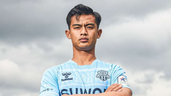 Pratama Arhan Sebagai Model Jersey Teranyar Suwon FC