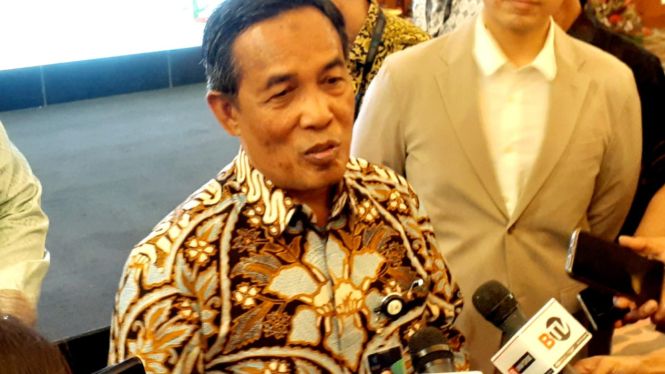 Direktur Jenderal Perdagangan Dalam Negeri, Isy Karim