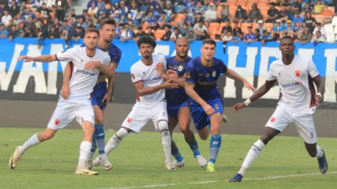 Persib Bandung vs PSM Makassar di Piala Presiden 2024