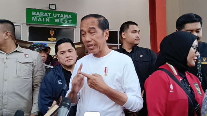 Presiden RI, Joko Widodo usai Menghadiri Pembukaan Piala Presiden 2024 (foto: Dede Idrus) 