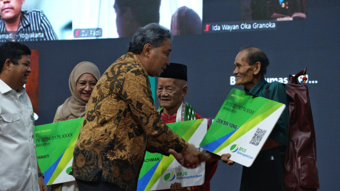 Kemendikbudristek Beri Perlindungan Jaminan Sosial Bagi Pelaku Budaya Beprestasi