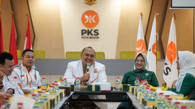 Pengurus PKS Kota Bogor bersama PKB Kota Bogor.