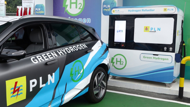 Hydrogen Refueling Station (HRS) atau stasiun pengisian kendaraan hidrogen pertama di Indonesia hasil inovasi dari PLN IP