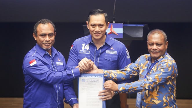 Ketum Demokrat AHY Kasih Rekomendasi Pilkada 1 Gubernur & 56 Kota dan Kabupaten Ketum Demokrat AHY Kasih Rekomendasi Pilkada 1 Gubernur & 56 Kota dan Kabupaten