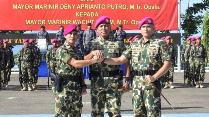 VIVA Militer: Danpasmar 1 pimpin Sertijab Danyonmarhanlan II Padang