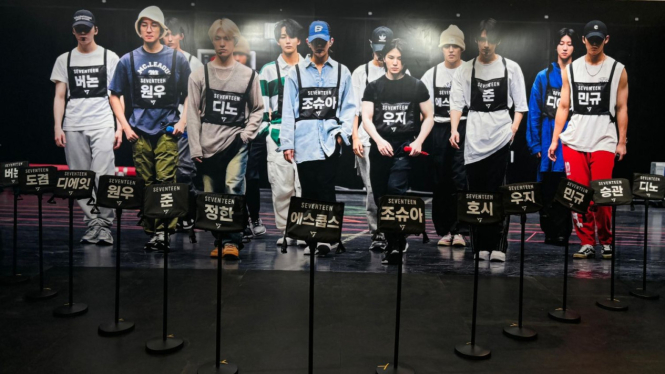 Pameran SEVENTEEN EXHIBITION ‘FOLLOW FELLOW’ di Jakarta.