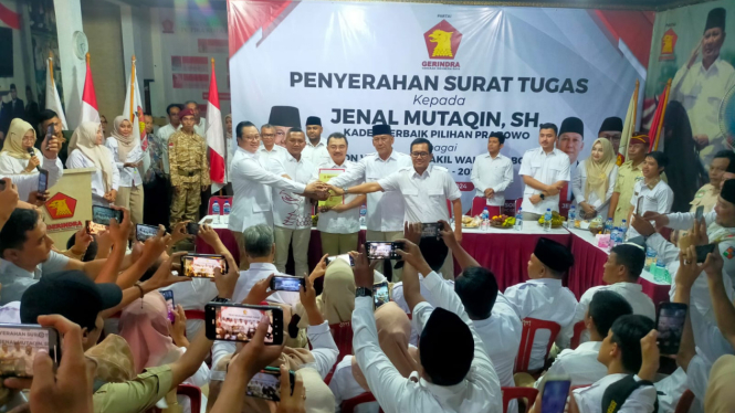 Penyerahan surat tugas Prabowo disambut kader Gerindra Kota Bogor.