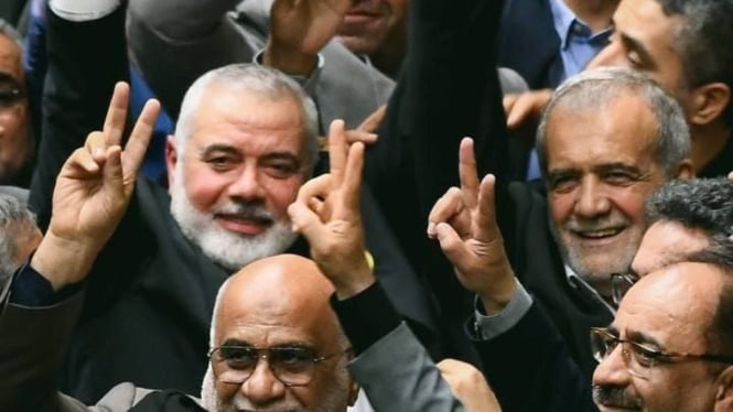 Pemimpin Hamas Ismail Haniyeh saat menghadiri pelantikan Presiden Iran