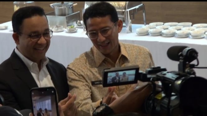 Anies Baswedan dan Sandiaga Uno